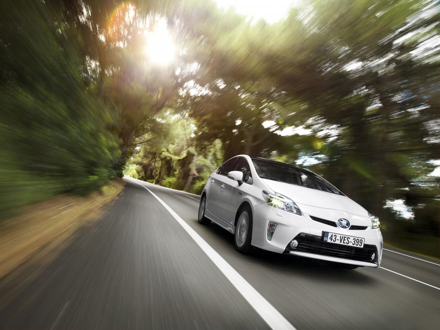  Toyota Prius 2012 года  (фото 30 из 40)
